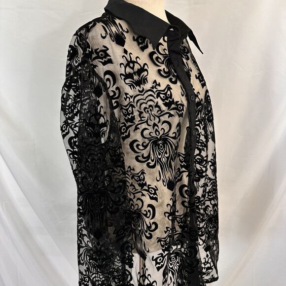 Her Universe Disney Haunted Mansion Wallpaper Sheer Top 2X Plus - Picture 5 of 9